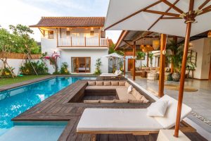 Outdoor Lounge